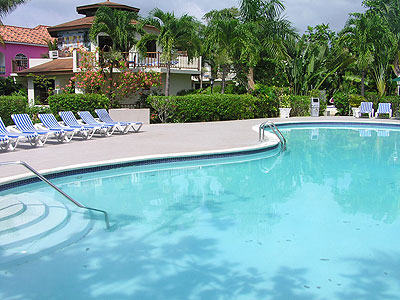 Coco Beach, Adult Beach Pool, Large Garden Pool and Jacuzzi - Coco La Palm Pool - Negril, Jamaica Resorts and Hotels
