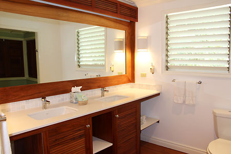 Upper White House Suite - Idle Awhile - Negril Jamaica hotels and resorts