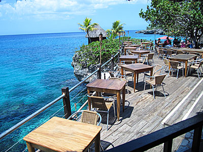 Dining at Rockhouse Restaurant - Rockhouse Hotel and Villas Restaurant- Negril, Jamaica Resorts and Hotels