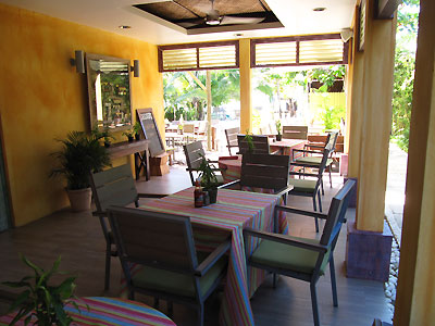 Restaurant, Beach Bar and Wifi Lounge Restaurant, Beach Bar and Wifi Lounge - Country Country Beach - Negril, Jamaica Resorts and Hotels