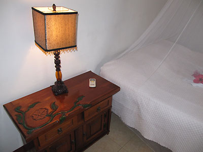 Bella Villa (up stairs) - 2 bedroom A/C unit - Catcha Falling Star Gardens, Negril Jamaica Resorts and Hotels