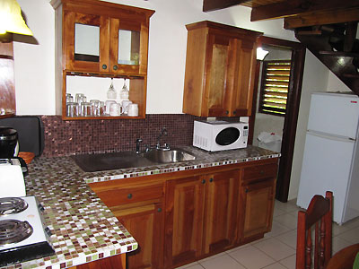 June Rose Apartment - Up stairs - Fan cooled June Rose Apartment - Up stairs - Fan cooled - Catcha Falling Star Gardens, Negril Jamaica Resorts and Hotels