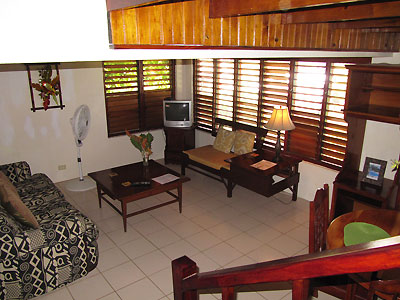 June Rose Apartment - Up stairs - Fan cooled June Rose Apartment - Up stairs - Fan cooled - Catcha Falling Star Gardens, Negril Jamaica Resorts and Hotels