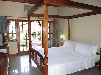 Garden View Rooms - Charela Inn Garden View Rooms- Negril Resorts and Hotels, Jamaica