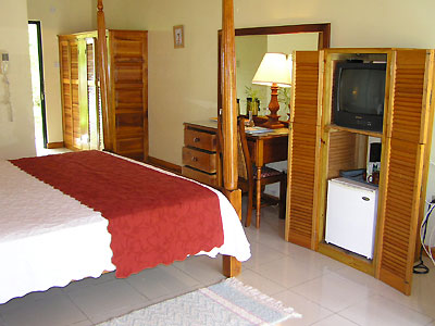 Sea View Rooms - Charela Ocean View room interior - Negril Resorts and Hotels, Jamaica