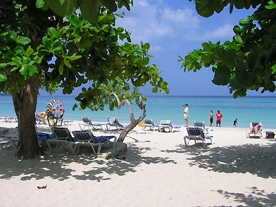 Coco Beach, Adult Beach Pool, Large Garden Pool and Jacuzzi - Coco La Palm Beach - Negril, Jamaica Resorts and Hotels