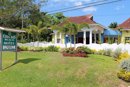 Grounds, Heather's Spa and Tropic Souveniers Convinience & Gift Shop - Coral Seas Beach, Negril Jamaica Resorts and Hotels