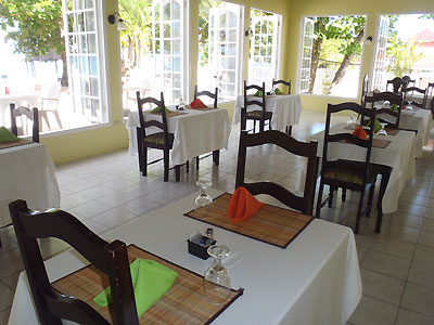 Restaurant and Bar - Coral Seas Beach, Negril Jamaica Resorts and Hotels