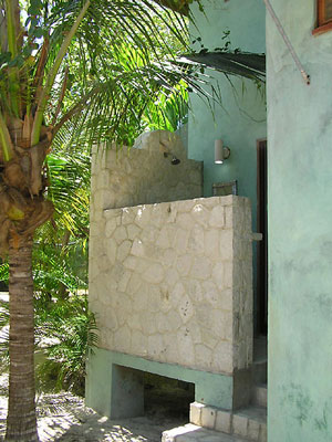 Villa Bath and Showers - Hide Awhile, Negril Jamaica Resorts Hotels and Villas