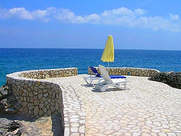 Sunning Decks and Water Access - Hide Awhile Sun Deck, Negril Jamaica Resorts Hotels and Villas