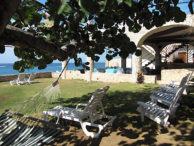 The Grounds - Home Sweet Home Resort - Negril Jamaica resorts and hotels