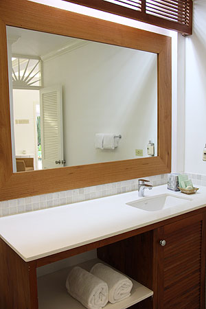 Lower White House Suite Lower White House Suite - Idle Awhile - Negril Jamaica hotels and resorts
