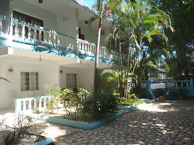 Beach and Garden-Side Rooms - Legends Beach Resort bathroom, Negril Jamaica Resorts and Hotels