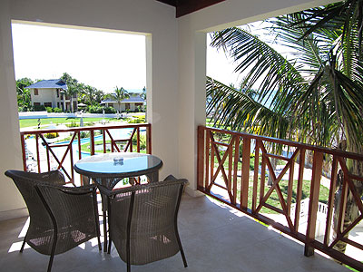 Midnight Cove - 5 Bedroom Villa - Midnight Cove upper balcony, Moon Dance Cliffs, Negril Jamaica Resorts and Hotels