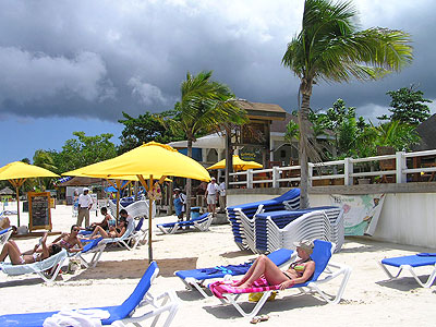 Beach - Negril Palms, Negril Jamaica Resorts and Hotels