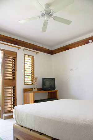 Deluxe Rooms Deluxe Rooms - Negril Palms, Negril Jamaica Resorts and Hotels