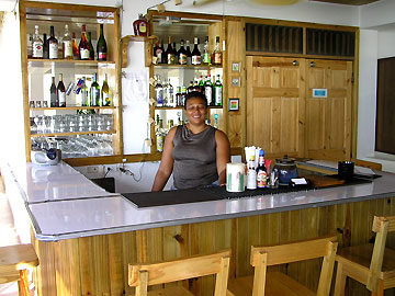 Rhodes Hall Bayview Restaurant and Bar - Rhodes Hall Bayview Restaurant - Negril Resorts and Hotels, Jamaica