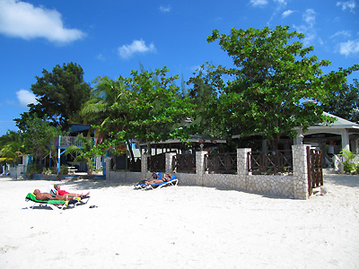 Pool, Beach, Restaurant and Bar Pool, Beach, Restaurant and Bar -