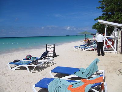 Pool, Beach, Restaurant and Bar Pool, Beach, Restaurant and Bar -