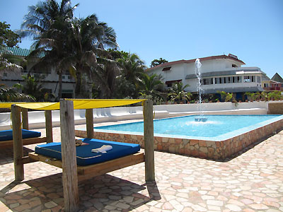 Pools, Sea entrances and Snorkeling Pools, Sea entrances and Snorkeling - Samsara Hotel Pool - Negril Jamaica Resorts and Hotels