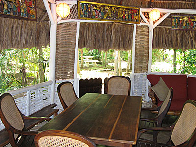 Dining Dining - Tingalayas Retreat - Negril, Jamaica resorts, villas, cottages and hotels