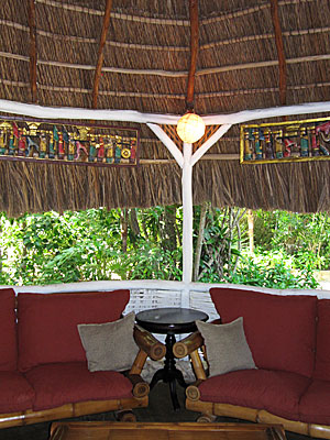 Dining Dining - Tingalayas Retreat - Negril, Jamaica resorts, villas, cottages and hotels