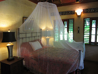 One Bedroom Bungalows - Butterfly and Hummingbird - Tingalayas Retreat - Negril, Jamaica resorts, villas, cottages and hotels