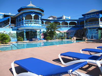 Beach and Pool - Travellers Beach Resort, Negril Jamaica Resorts and Hotels