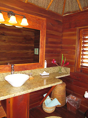 Pine Pillar Interior and View Pine Pillar Interior and View -