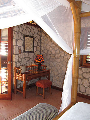 South House 1 (downstairs) and 2 (upstairs) South House 1 (downstairs) and 2 (upstairs) - Tensing Pen - Negril Jamaica Resorts and Hotels