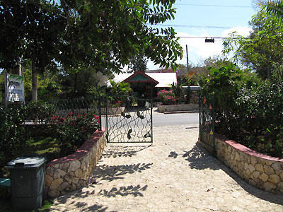 Xtabi Snorkelling & Swim Cove, Sunning Areas and Grounds - Xtabi Resort, Negril Jamaica Resorts and Hotels