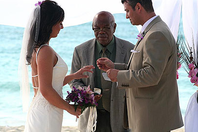 Charela Wedding Partners Giving Their Vows