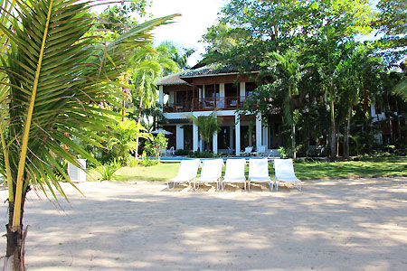 Idle villas 5 palm beach to villa Almond (Four Bedroom) Beach View Villa