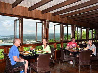 Mystic Mountain Adventure Tours Dining at 700 Ft Mystic Dining at 700 Feet