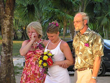 Sunset At The Palms Parents And The Bride At The Wedding One Love