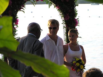 Sunset At The Palms Partners Giving Their Vows Pop The Questions